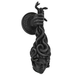 Pacific Giftware Medusa Head with Snake Hair Celtic Wall Plaque